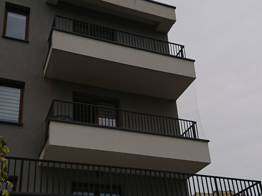 Kocia siatka ochronna na balkon Oko 19 mm Rolka 5x5m (25 mkw)