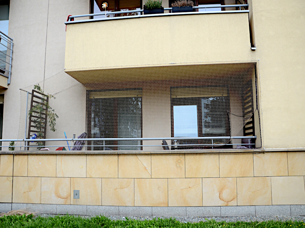Siatka ochronna na balkon dla kota oczko 50x50mm Siatka przeciw ptakom 6 m x 2 m