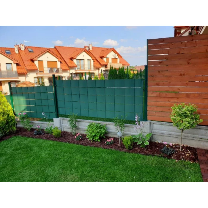 Taśma ogrodzeniowa Premium 1200g na ogrodzenia płot 19cmx26m. Kolor zielony. Grubość 1.2mm. 