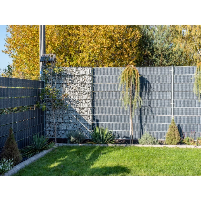 Technorattanowa taśma ogrodzeniowa 1300g/m2 w rolce 19cm x 2,55 m. Kolor stalowy